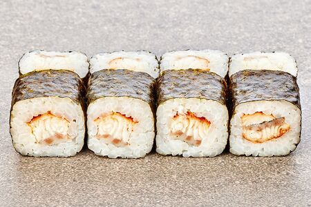 Ролл с угрем