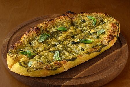 Фокачча песто-пармезан