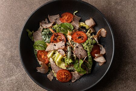 Салат с бужениной