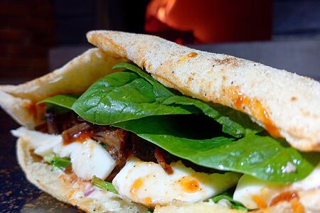 Сэндвич с томленой говядиной из печи