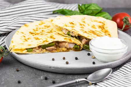 Кесадия Куриная