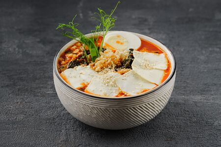 Рамён с колбасками