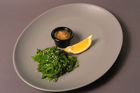 Салат Хияши Вакаме