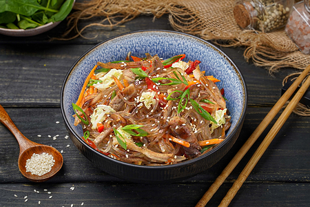 Харусаме со свининой в соусе терияки