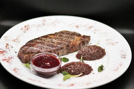 Стейк Стриплойн