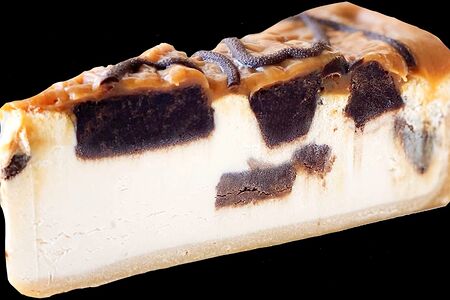 Чизкейк с брауни карамелью