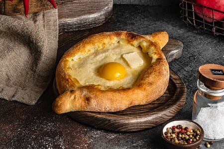 Хачапури по-аджарски