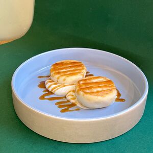 Сырники со сметаной