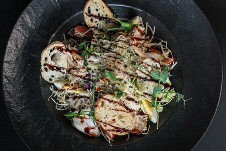 Цезарь с куриным филе