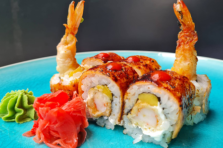 Ролл Темпура с креветкой и лососем