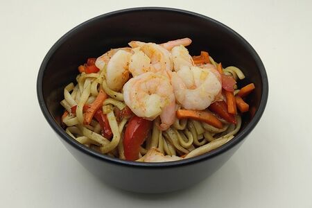 Лапша с креветками