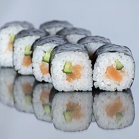 Сяке кюри маки