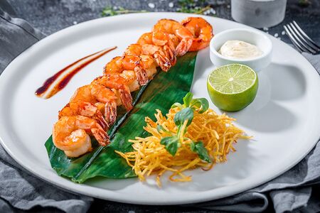 Королевские креветки жареные