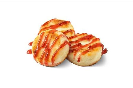 Фирменные сырники с малиновым вареньем