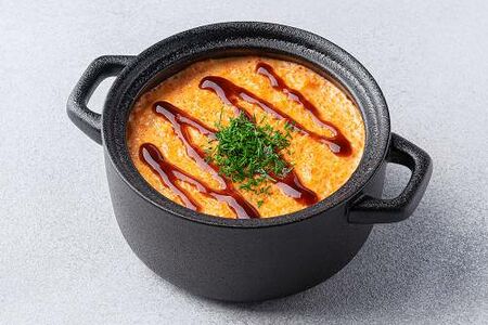 Спешл с лососем и креветками