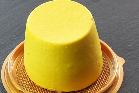 Пирожное Манго-маракуйя