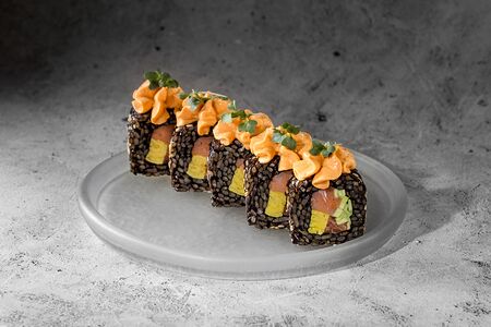 Том Ям Ролл