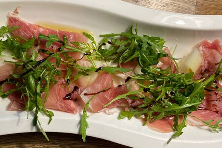 Прошутто с грушей