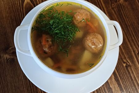 Суп фасолевый с фрикадельками