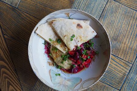 Свекольный хумус