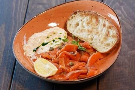 Закуска из лосося