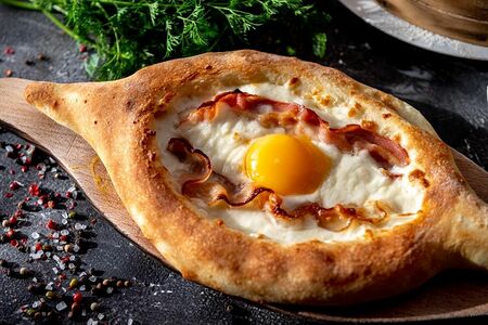 Хачапури Лодочка с беконом