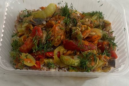 Рис с овощной подливкой