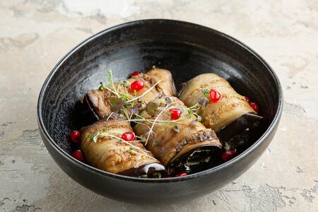 Баклажаны с грецкими орехами