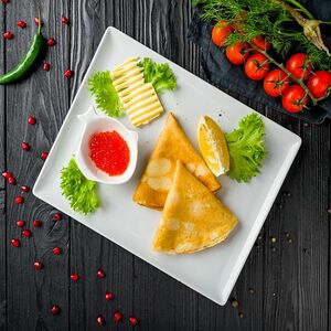 Блинчики с красной икрой
