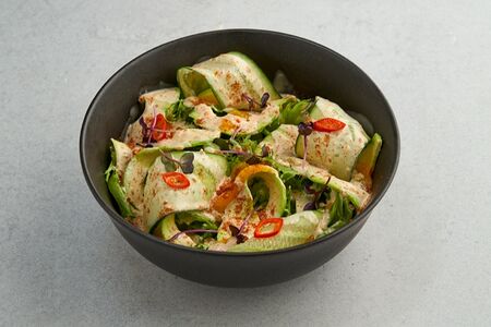 Зеленый салат