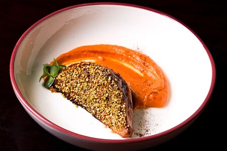 Стейк из капусты, тыквенный мусс