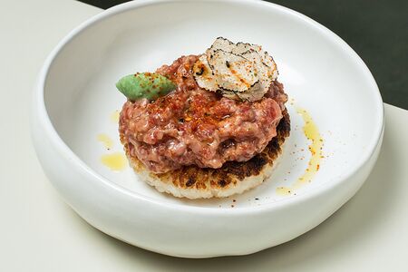 Вагю-тартар с трюфелем