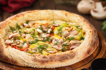 Пицца с шампиньонами