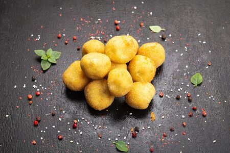 Сырные шарики Гауда