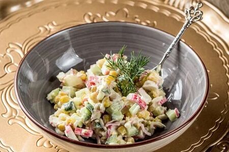 Салат с крабовыми палочками