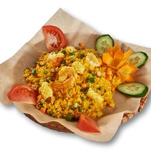 Обжаренный рис на воке 