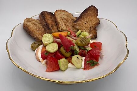 Аля Греко с кремом-фета