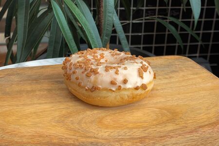 Пончик Карамельный