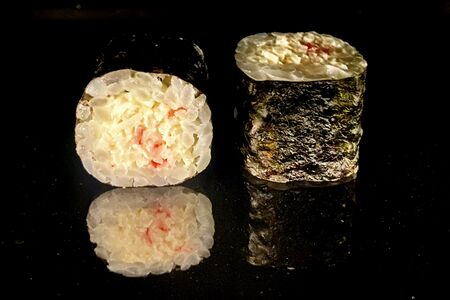 Маки-ролл с крабом