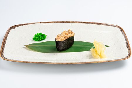 Спайси суши с копченым угрем