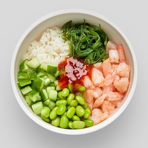 Поке с креветками в кисло-сладком соусе