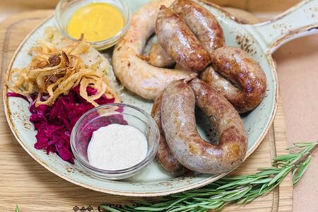 Рузне Колбаски на гриле  