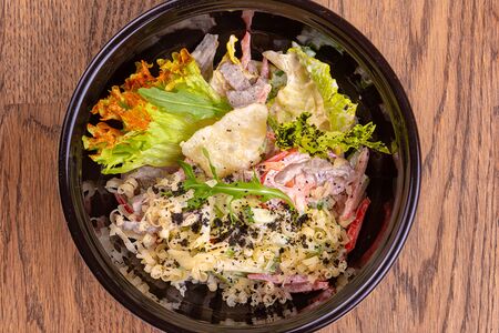 Салат с запечённой говядиной