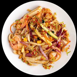 Лапша с креветкой и командорским кальмаром
