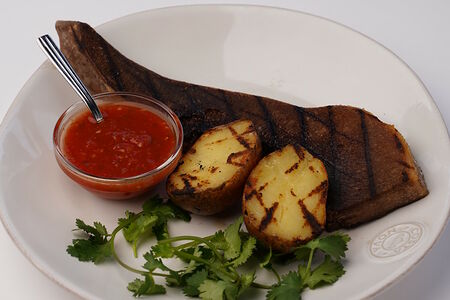 Язык на гриле