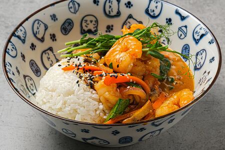 Карри Райс с креветками