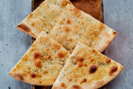 Фокачча с чесноком