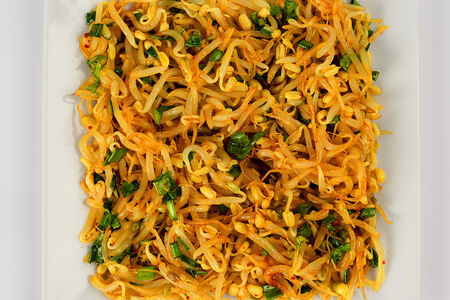 Соевые ростки