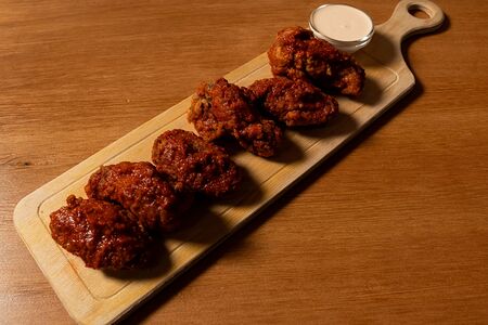 Крылья острые