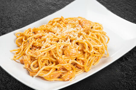 Паста с лососем